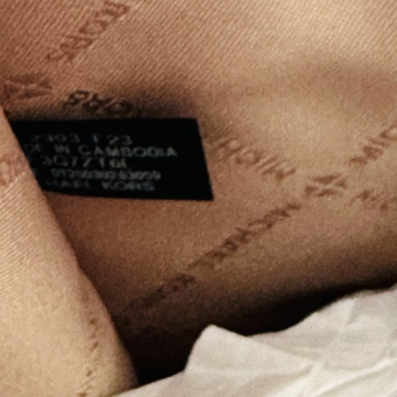 Michael Kors Mirella MD Embellished Tote Bag/ Clutch Wristlet Leather Cream Mult - Picture 6 of 16